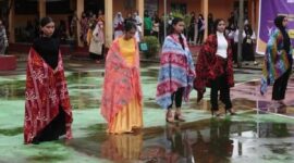 SMKN 1 Tanjung Selor kembangkan batik khas Kaltara bersama UMKM. Pemprov Kaltara dorong peran BLUD SMK dalam peningkatan ekonomi dan mutu pendidikan, Kamis (31/10/2025). ( Foto: Istimewa)